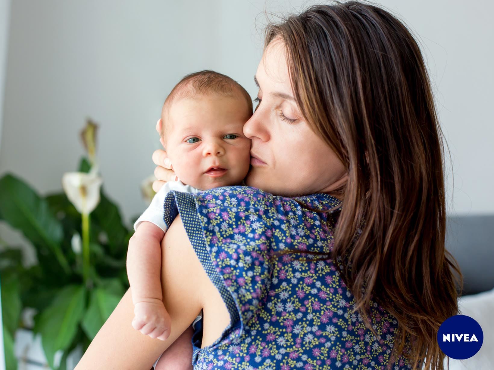 Die Entwicklung von Babys: 1. Monat Wann entwickelt sich die Augenfarbe