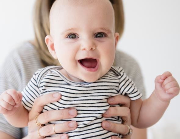 Die Entwicklung von Babys: 7. Monat 