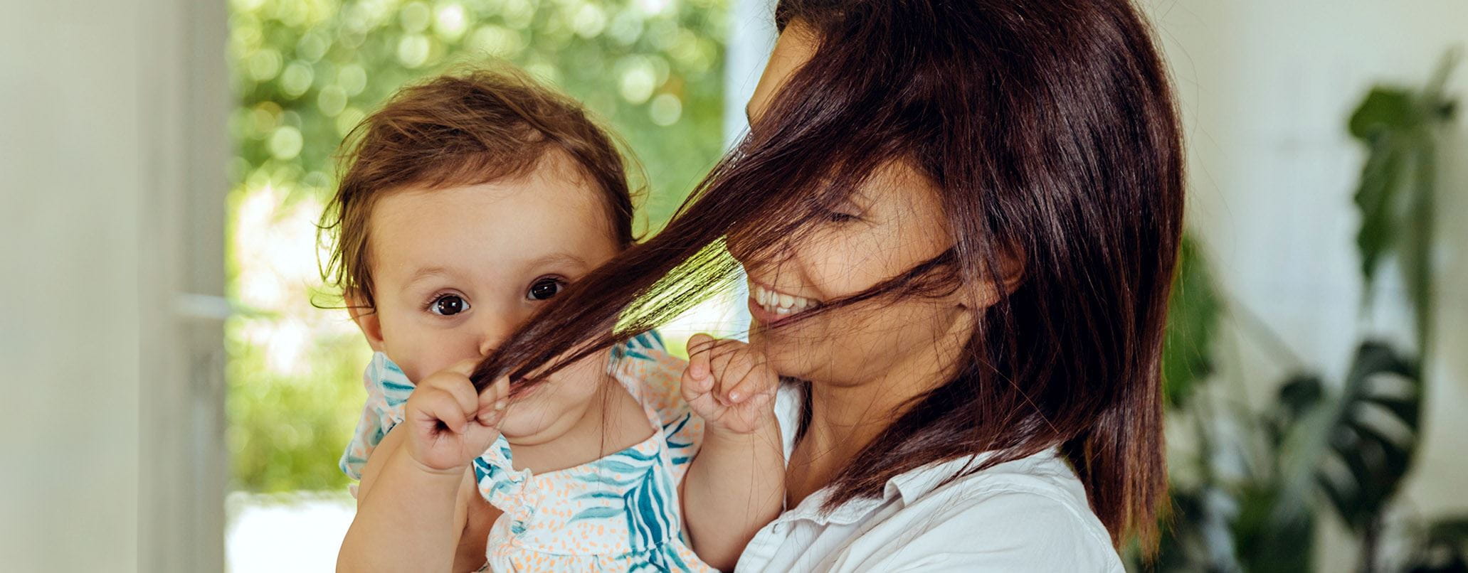 Haarausfall nach der Schwangerschaft: Ursachen und Tipps