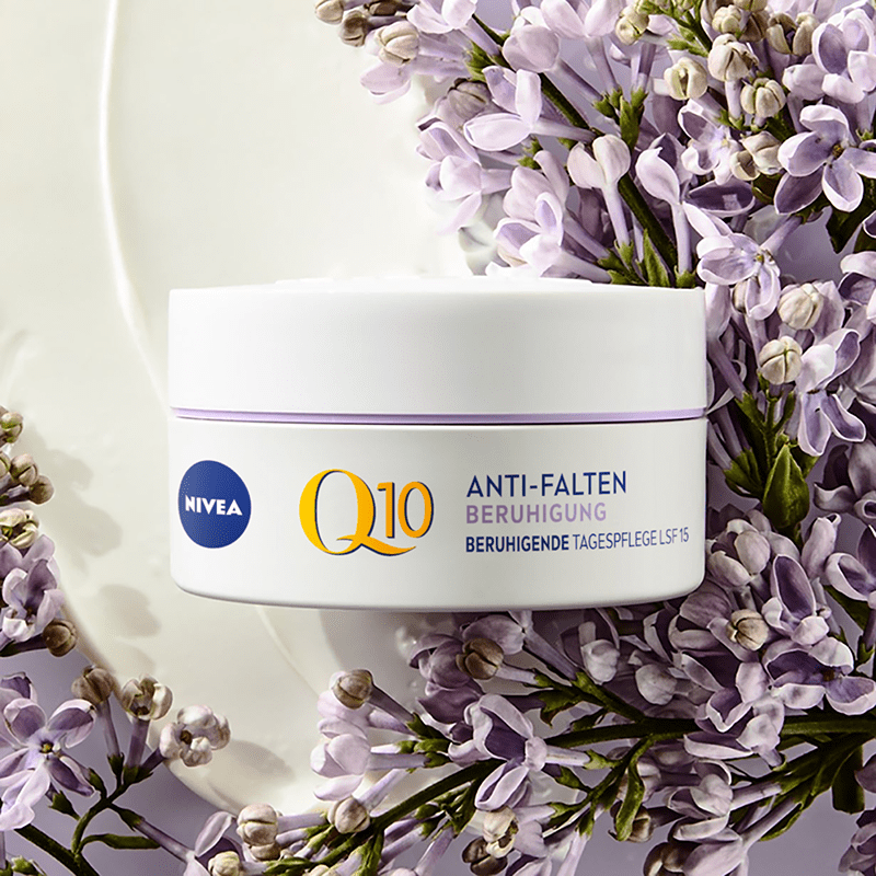 Packaging displays Nivea