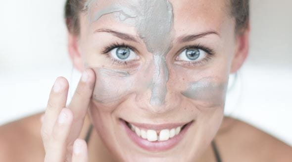 Heilerde für die Haut: 3 Masken zum Selbermachen