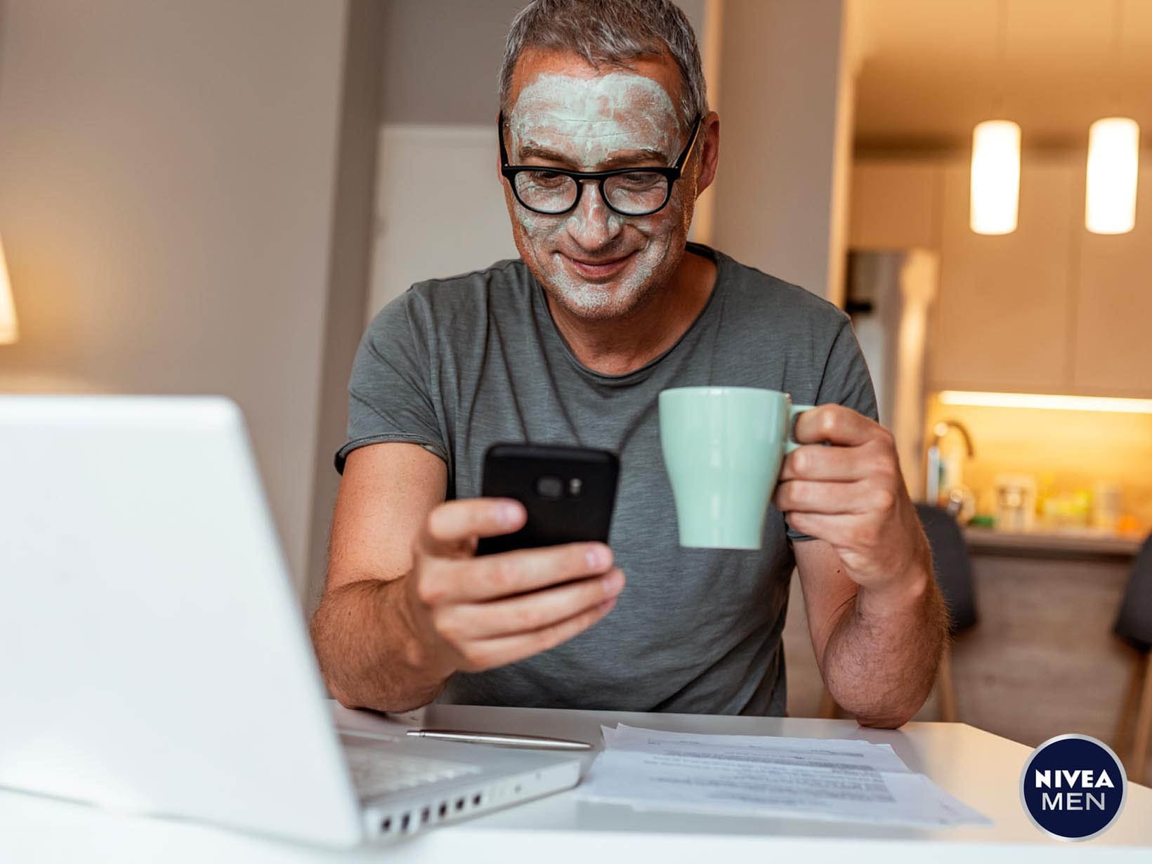 Optimierung Männer Gesichtsmasken - Wie praktisch: Masken-Multitasking