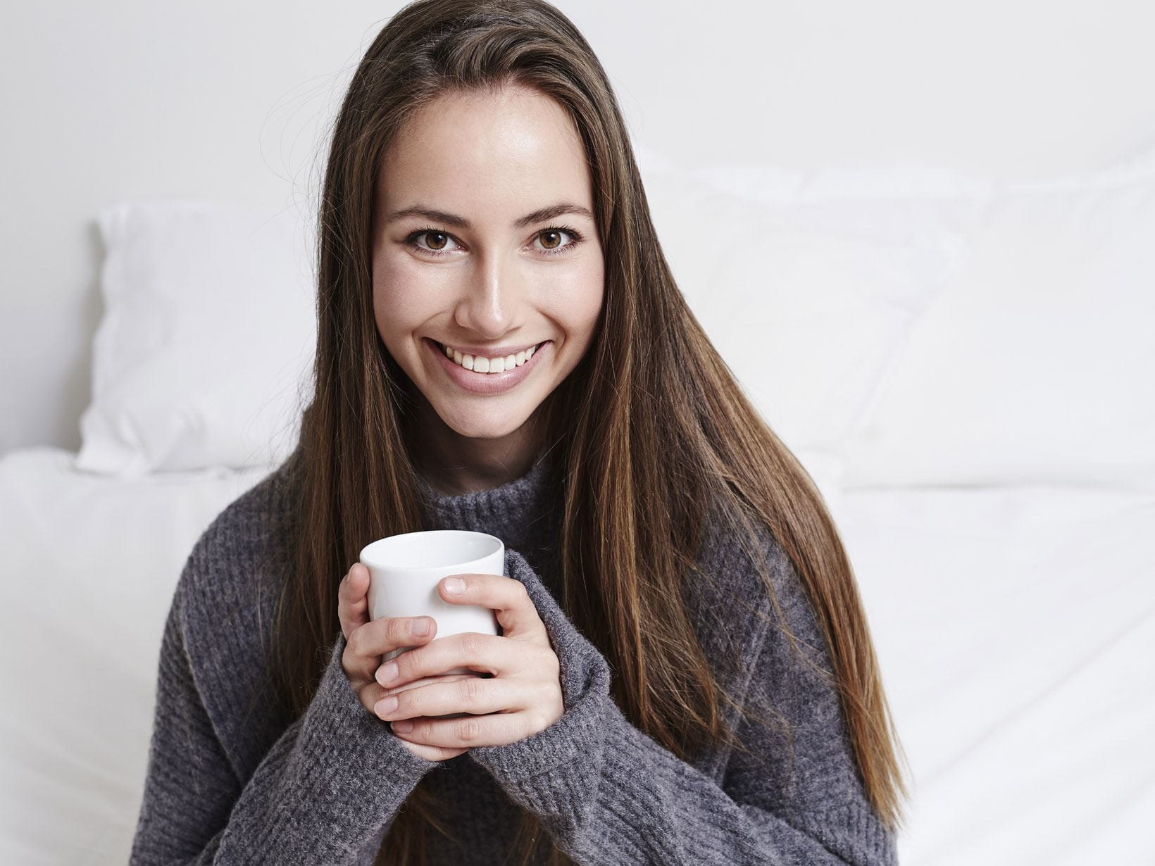 Haare glätten? So geht's schonend