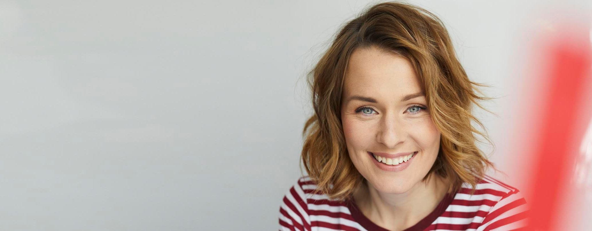 Mittellange Frisuren: Styling-Ideen und Tipps für schulterlange Haare