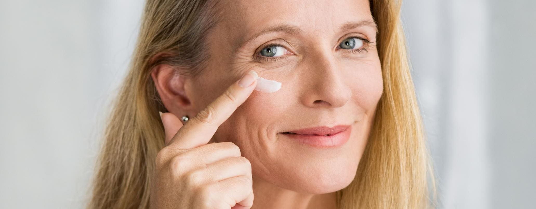 Dünne Haut im Alter: Ursachen und Pflege-Tipps – NIVEA