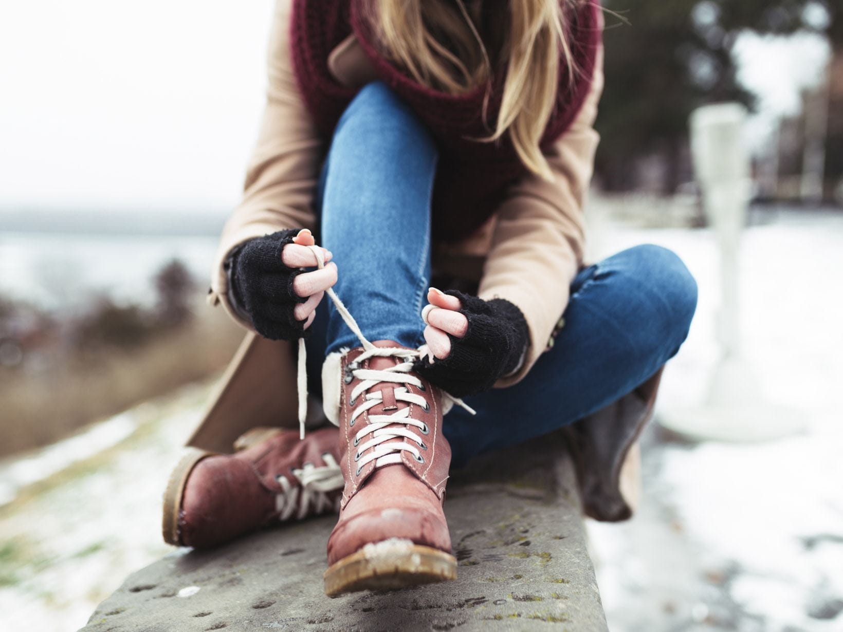 Hornhaut vorbeugen: Bequem Schuhe für schöne Winterfüße