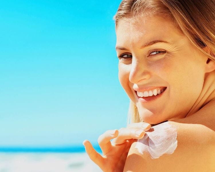 KUIDAS RAVIDA PÄIKESEPÕLETUST?