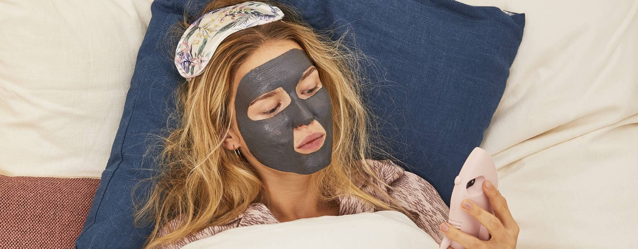 Qué es la mascarilla negra