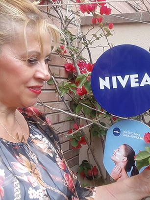 Fotografía de Embajadora NIVEA