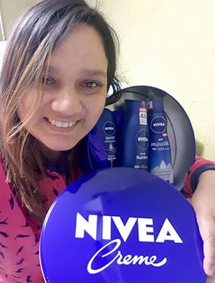 Embajadora NIVEA Cuidado Esencial