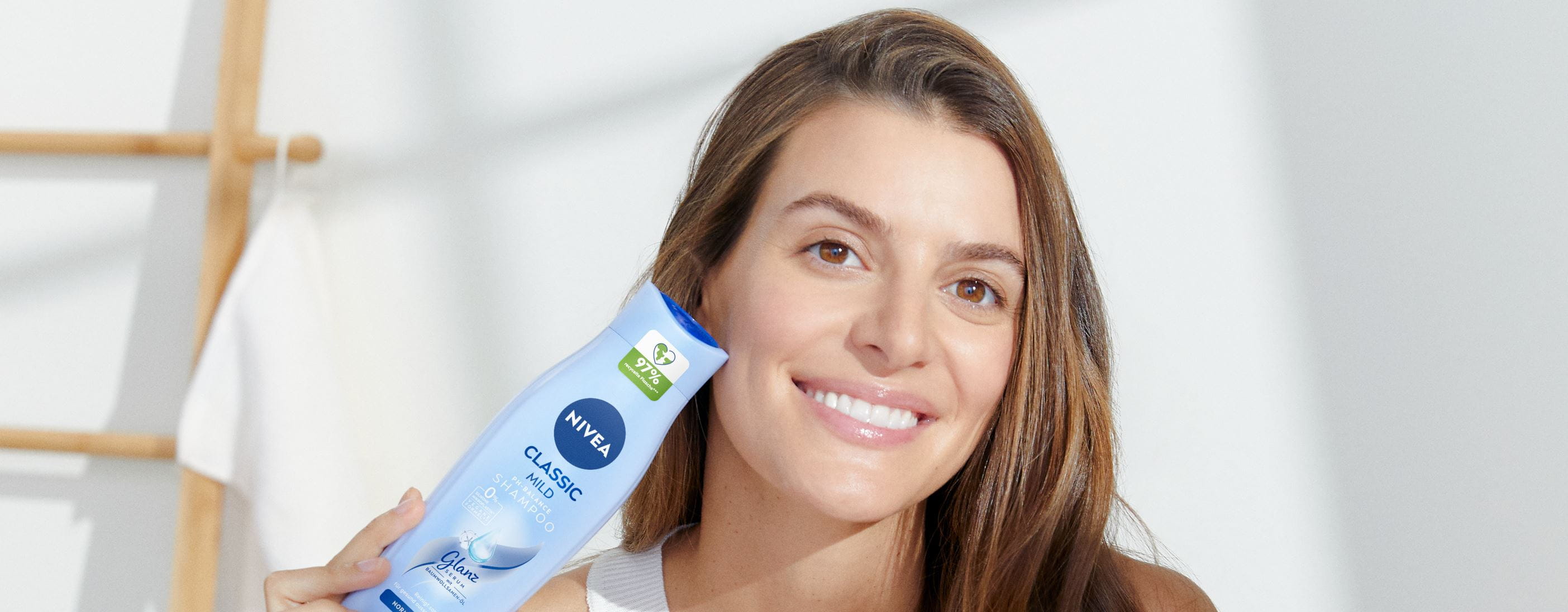 junge Frau, die lächelt