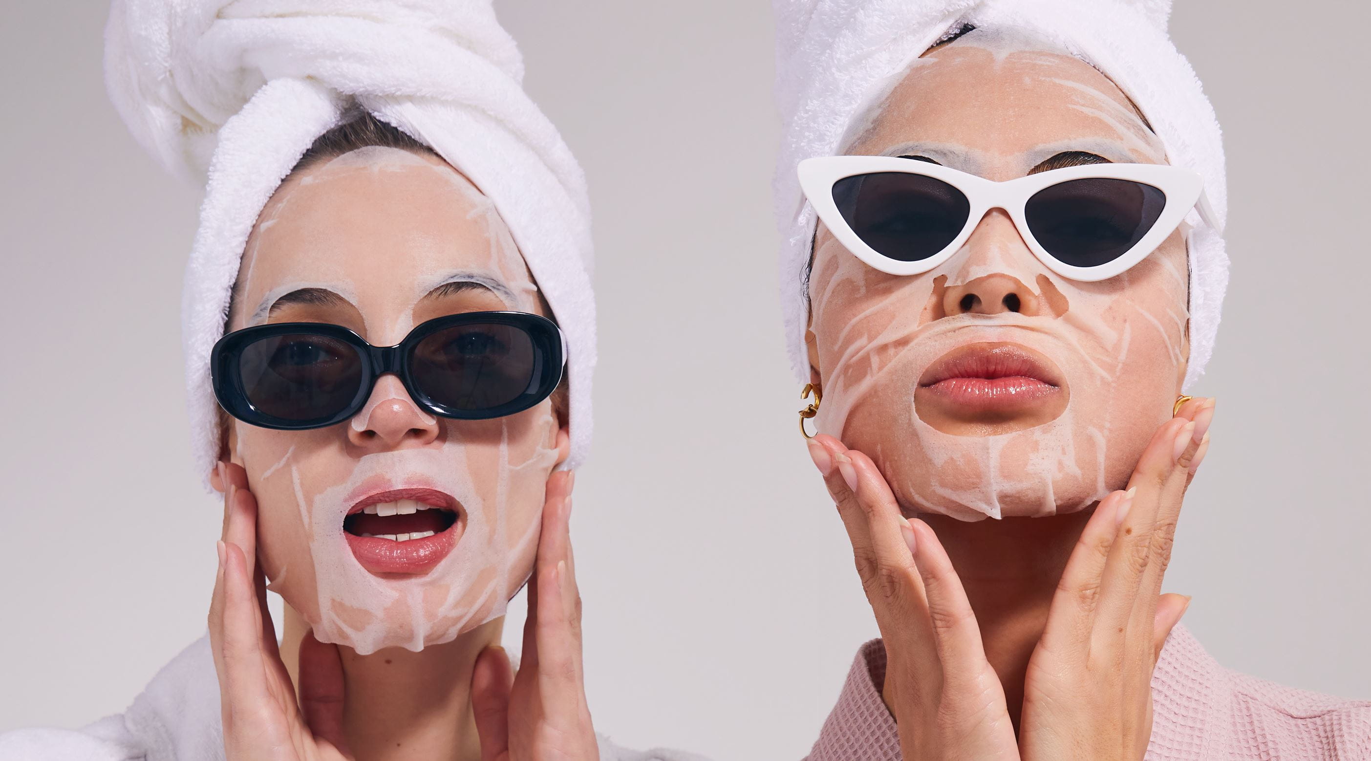 zwei Mädchen benutzen Nivea-Gesichtsmasken