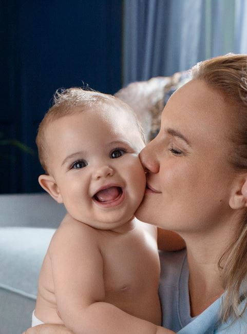 ein glückliches Baby