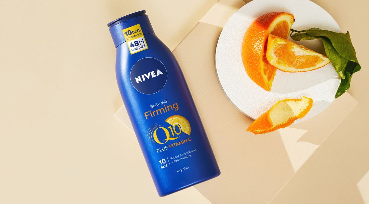 Zpevňující tělové mléko Nivea