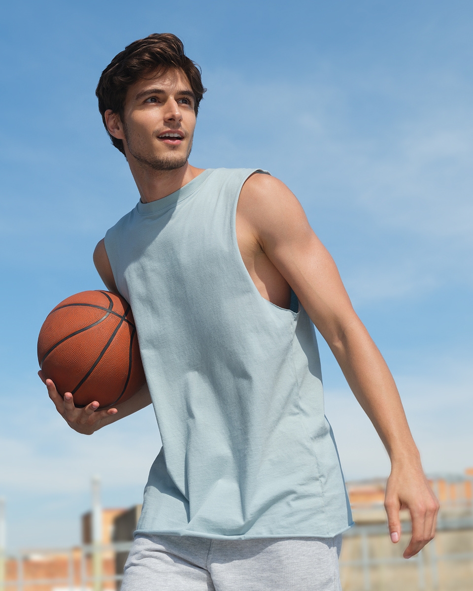 10 Cara Melawan Bau Badan untuk Kamu yang Punya Hobi Outdoor