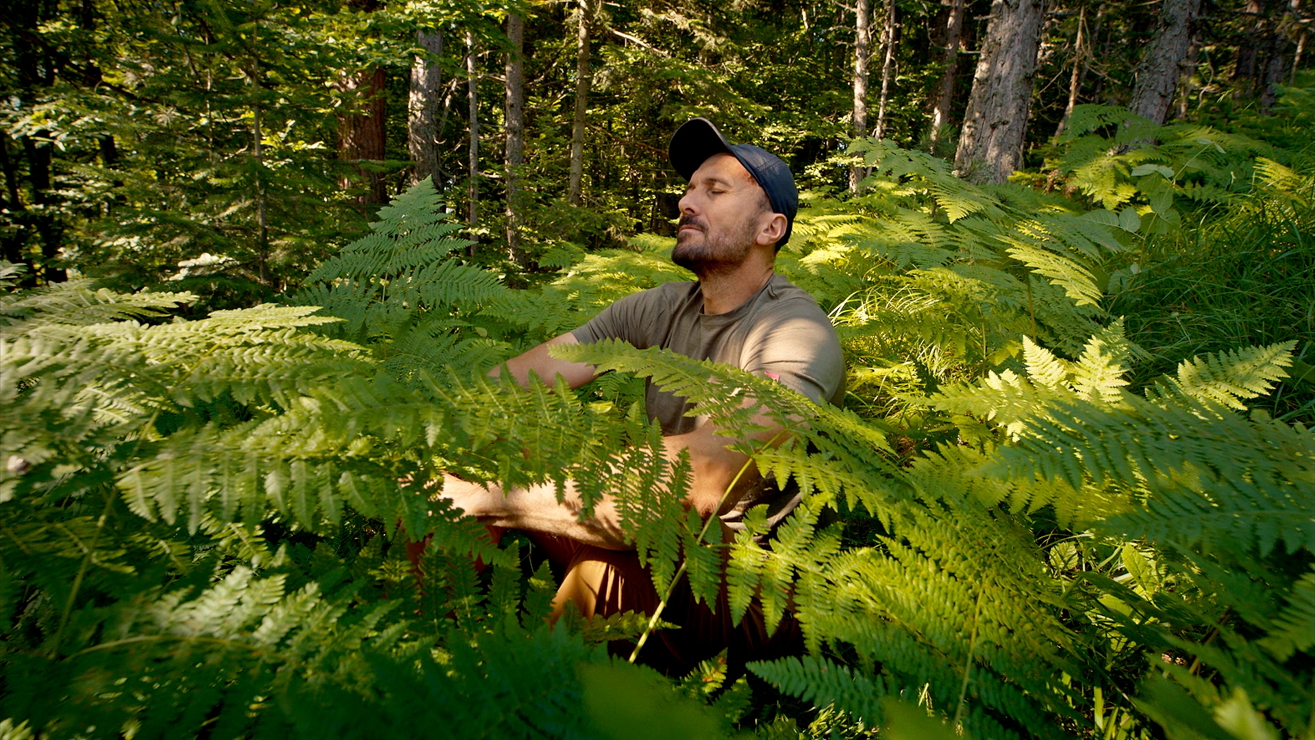 10 Cara Mencerahkan Wajah Pria yang Punya Hobi Outdoor