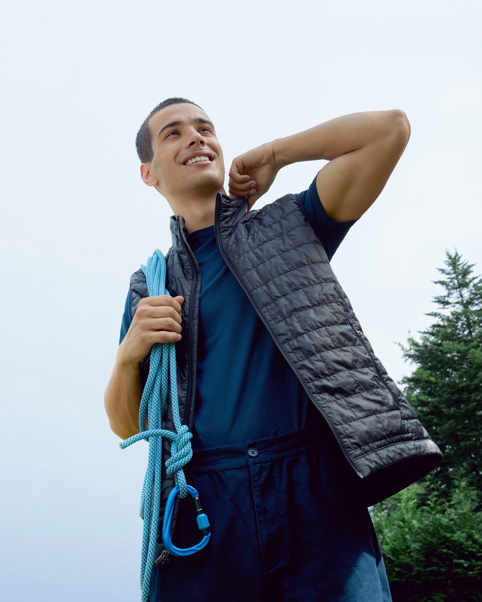 5 Cara Mengurangi Bau Ketiak untuk Pria Aktif Sepanjang Hari