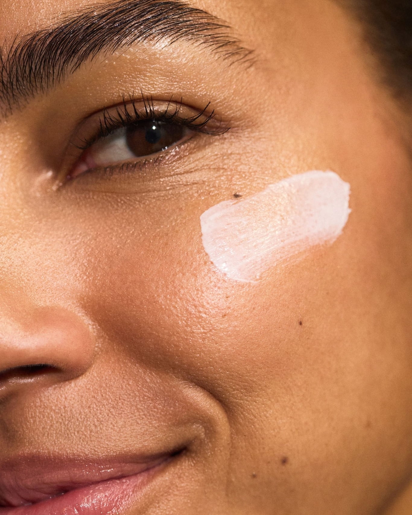 Sunscreen untuk Kulit Berminyak dan Berjerawat