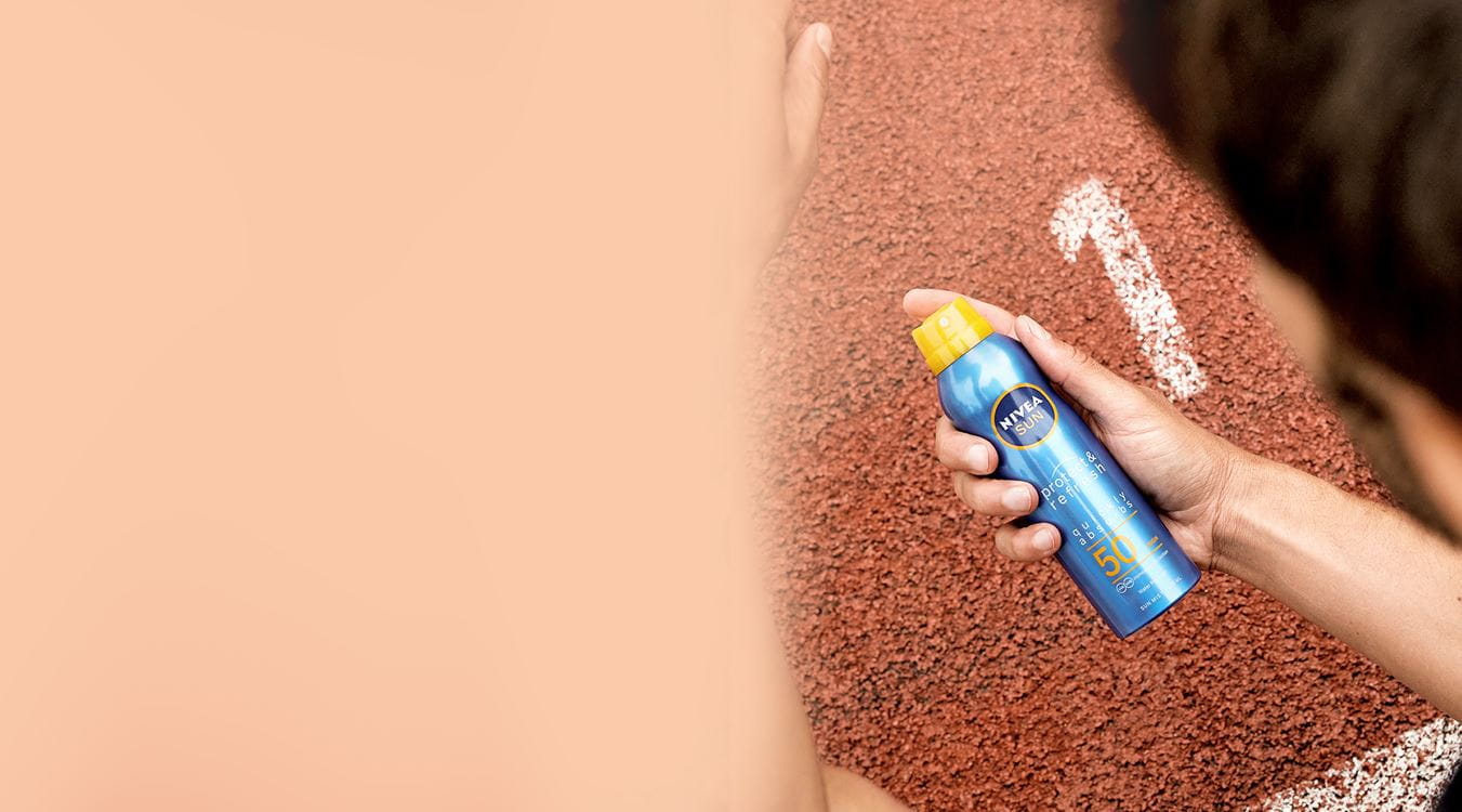 Cara Oke Mengatasi Kulit Terbakar Matahari Setelah Berenang