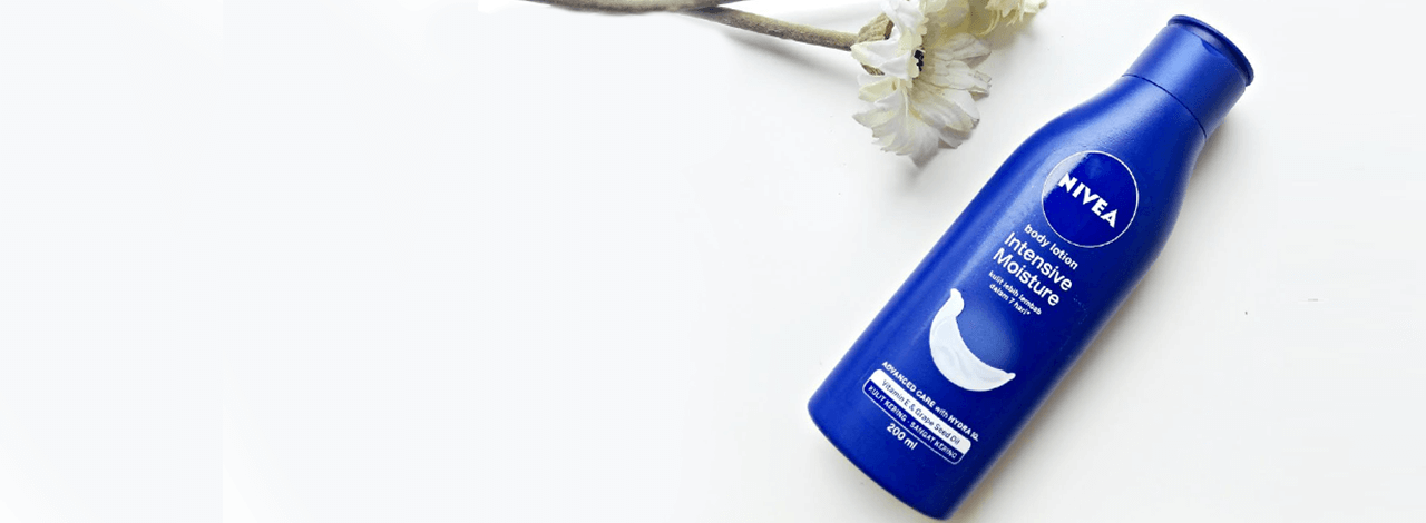 NIVEA Intensive Moisture Body Lotion