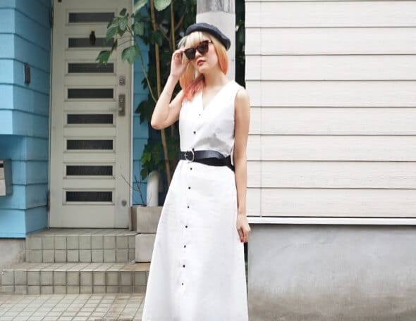 woman in white dress