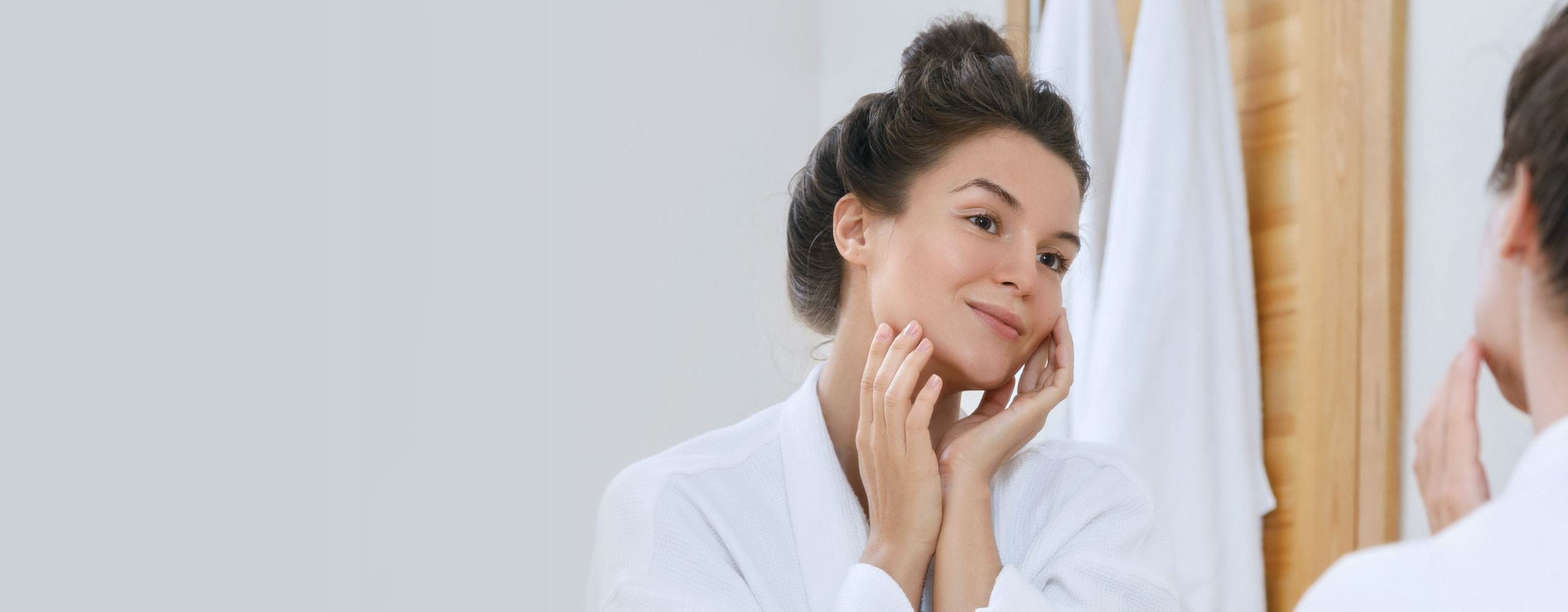 Body Skin Aging: Causes and How to Slow It Down | NIVEA ME