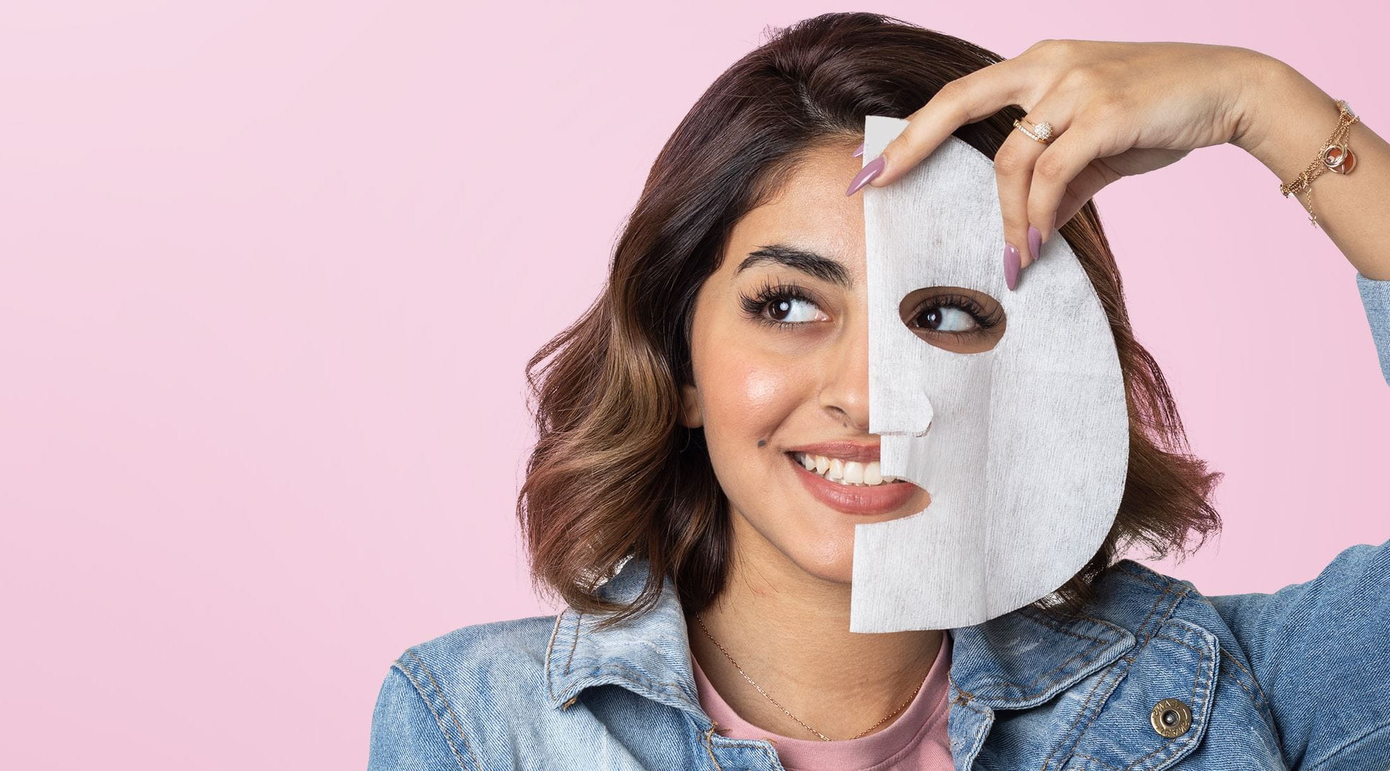 الوقاية من مشكلات البشرة التي تسببها الكمامة