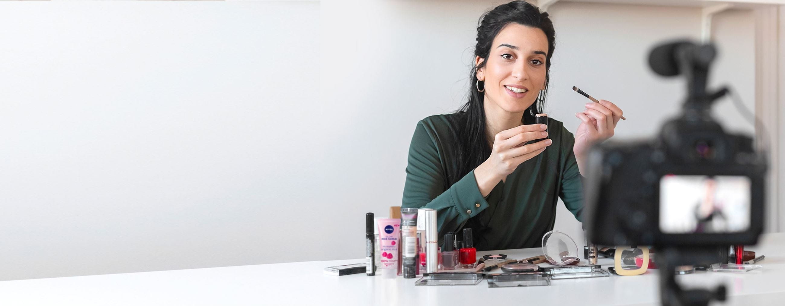 Beauty secrets you must try with your friends online!
