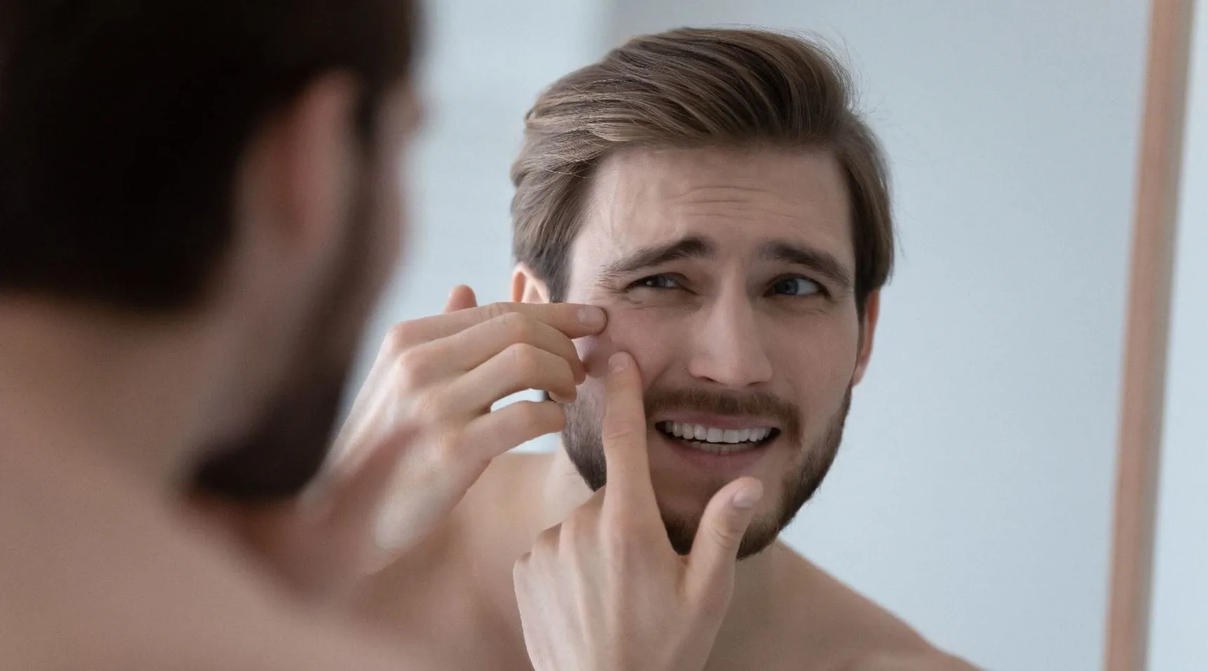 Hombre Consejos para combatir el acné Consejos para mantener tu rostro muy fresco y limpio Leer más