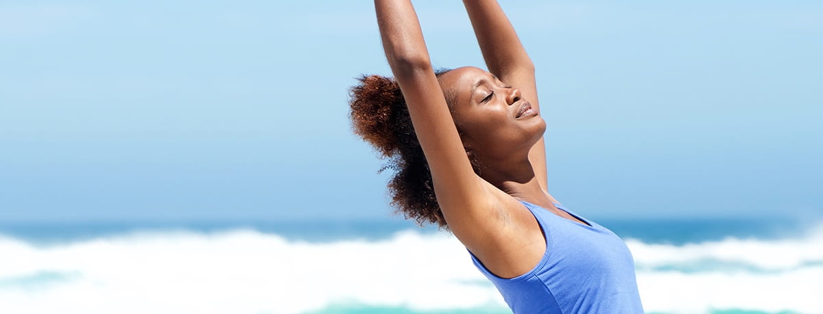 woman using aluminium chloride deodorant