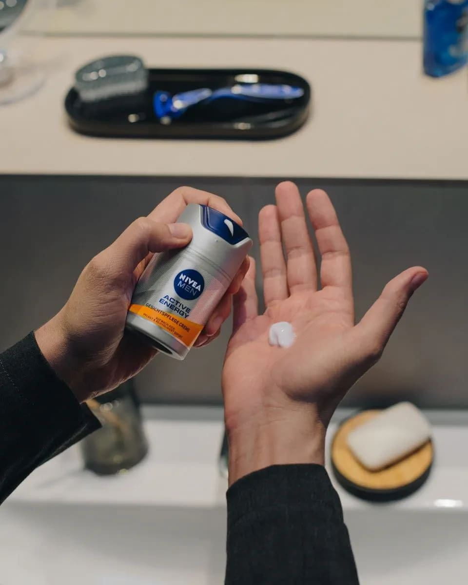 Voor mannen die ’s ochtends een fitte en frisse uitstraling willen.