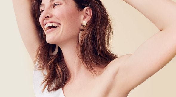 jak dbać o skórę pod pachami