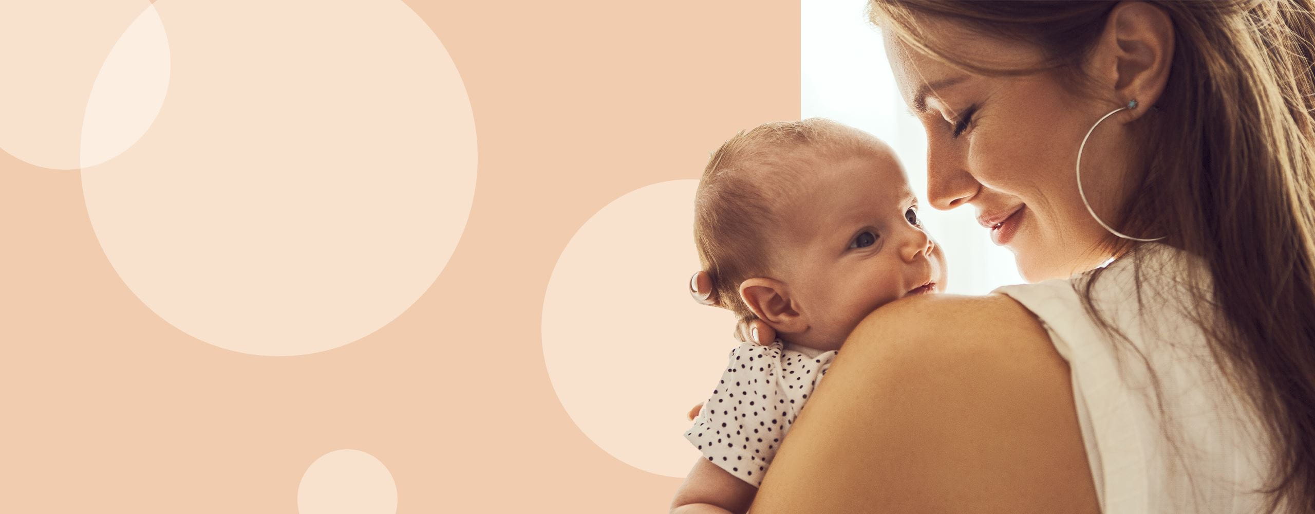 Pierwsze dni z noworodkiem - co powinnaś wiedzieć?