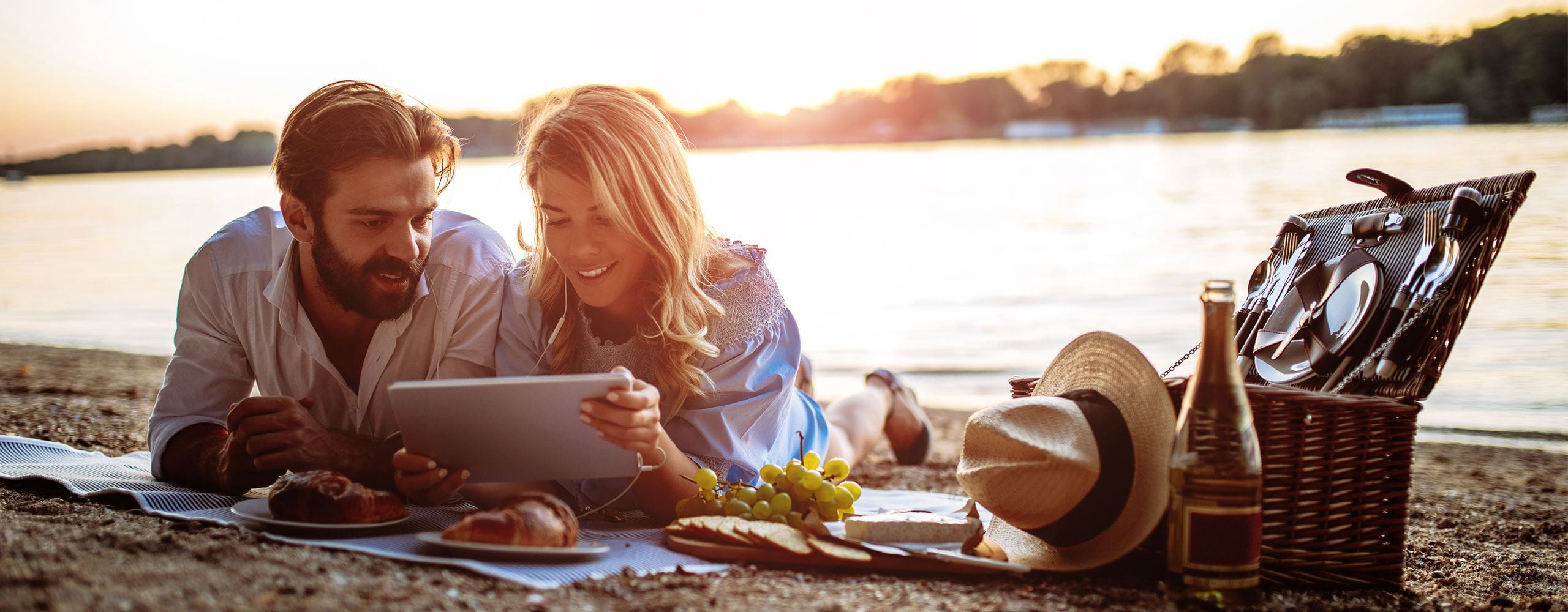 Piknik – co ze sobą zabrać? 15 najpotrzebniejszych rzeczy 