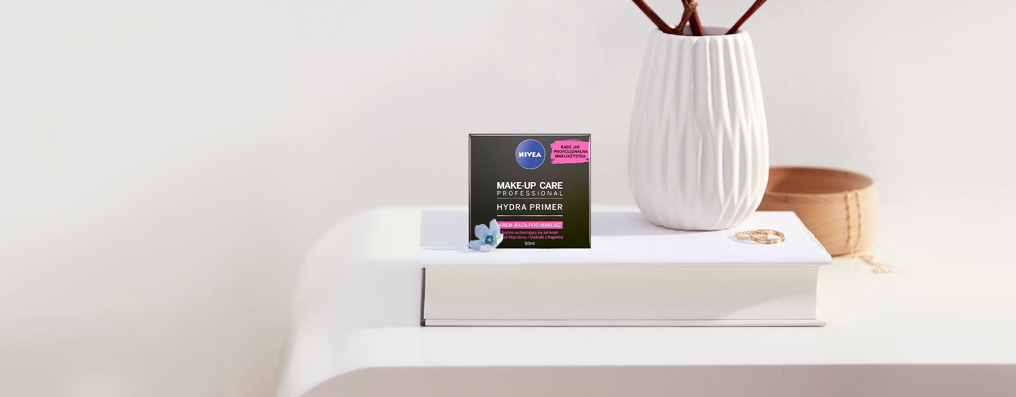 Kremy i bazy pod makijaż