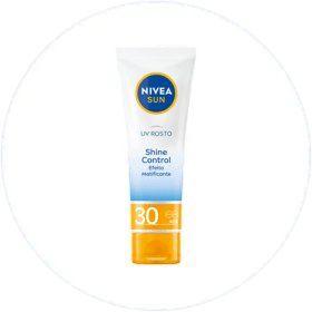 NIVEA SUN Proteção rosto controlo oleosidade