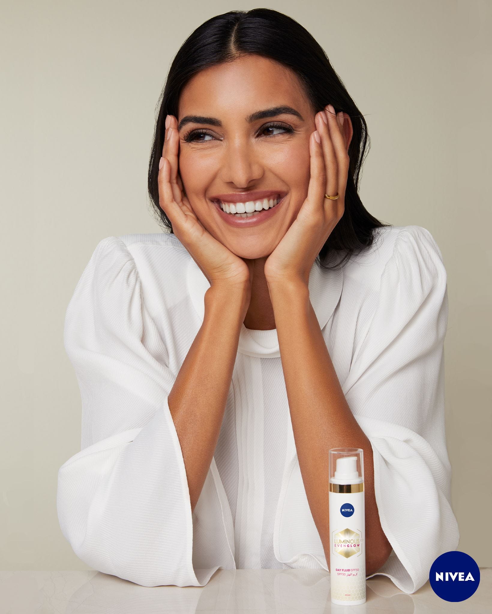 ako schovať odstávajúce uši