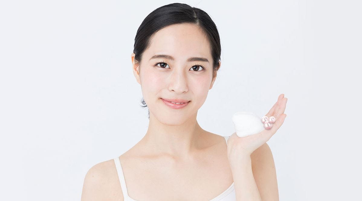 ผิวหน้าโกลวสว่างใสด้วยไข่มุก