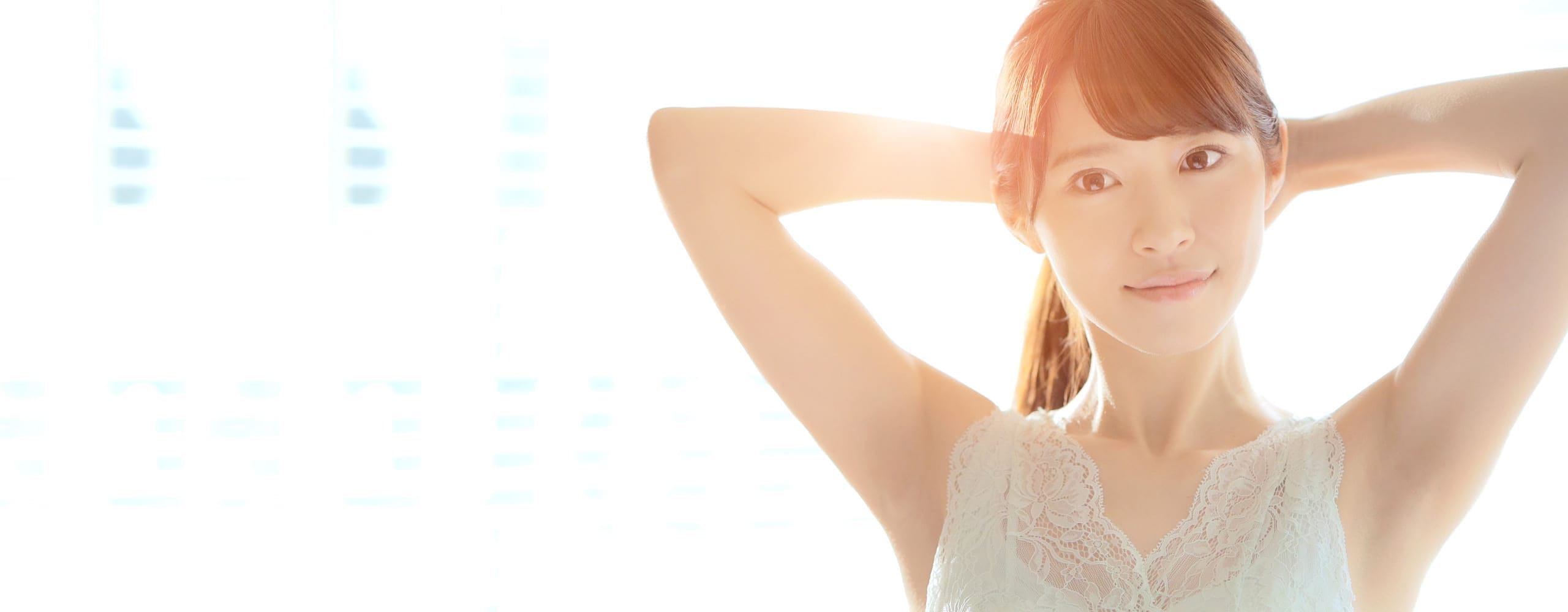 สูตรอัพวงแขนดูไบรท์นาน ด้วย Micro C Glow Active ยกแขนเมื่อไหร่ก็มั่นใจเต็มร้อย!