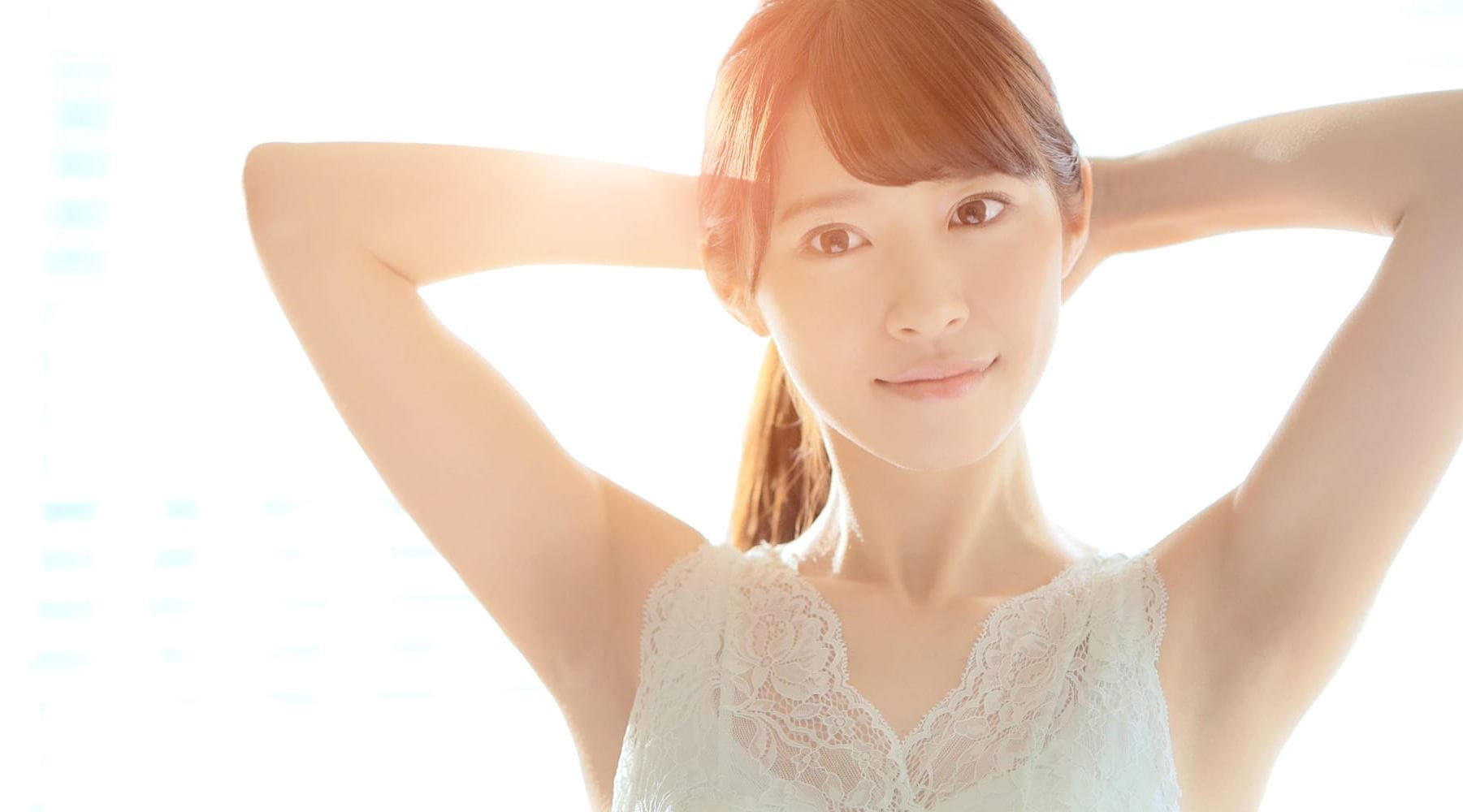 สูตรอัพวงแขนดูไบรท์นาน ด้วย Micro C Glow Active ยกแขนเมื่อไหร่ก็มั่นใจเต็มร้อย!