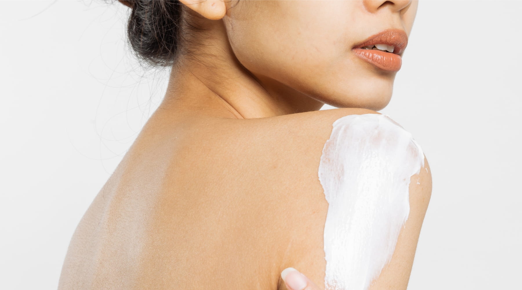 รีวิว 7ครีมทาผิวกระจ่างใส NIVEA สูตรไหนดี? ผิวใส สุขภาพดี